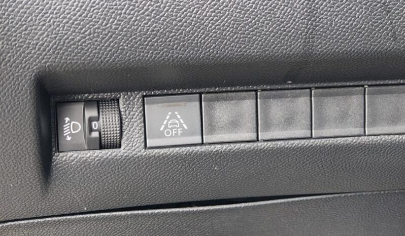Peugeot 2008 Allure / EAT8 complet