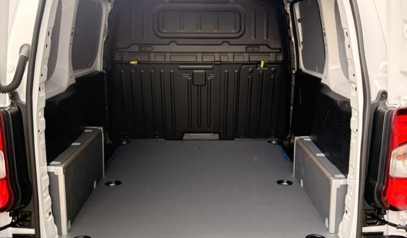 Peugeot Partner FOURGON M complet