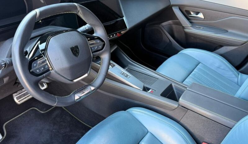 Peugeot 408 GT  / EAT8 complet