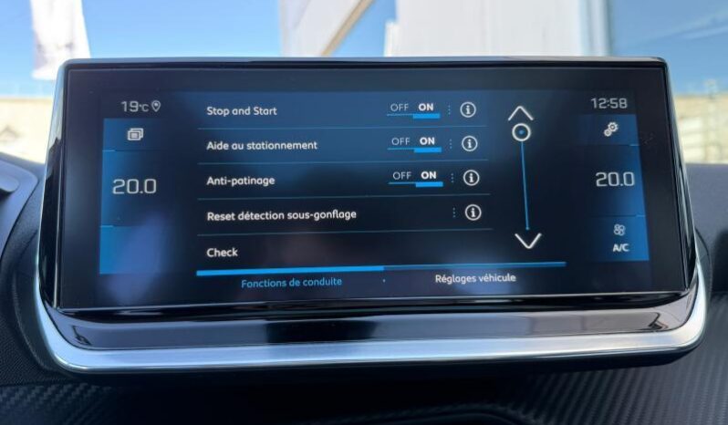 Peugeot 208 Allure / GPS / Carplay complet