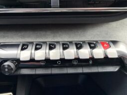 Peugeot 3008 GT Pack / 1.5 BlueHDi / EAT8 complet