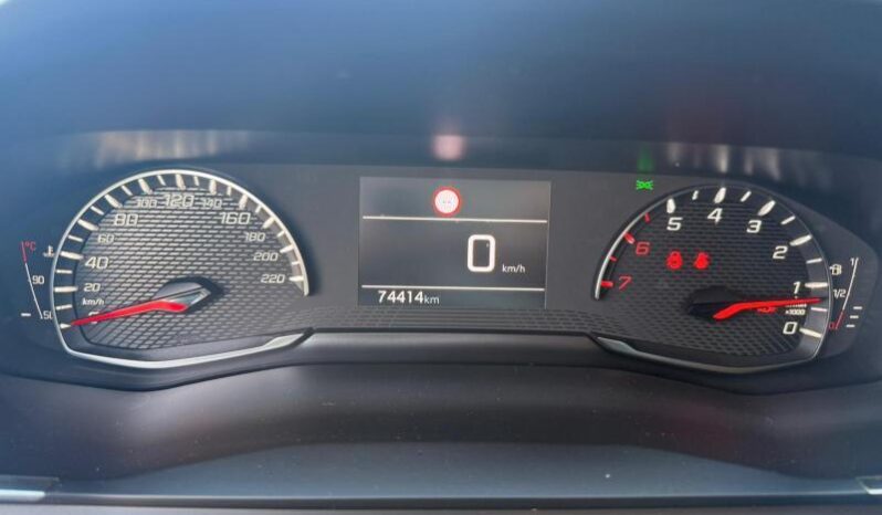 Peugeot 208 Style / GPS / Carplay complet