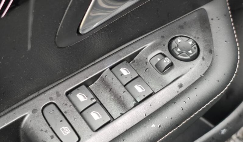 Peugeot 208 Allure complet