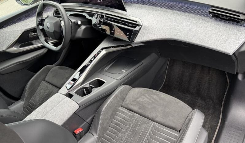 Peugeot 5008 GT complet