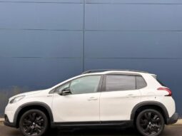 Peugeot 2008 GT Line / EAT6 / Pano complet