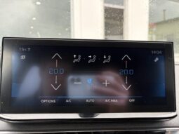 Peugeot 3008 GT / Black Pack / EAT8 complet