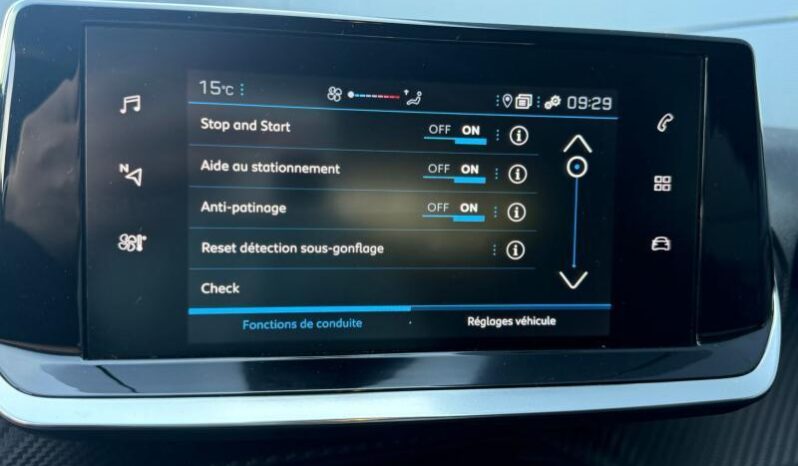 Peugeot 208 Style / GPS / Carplay complet