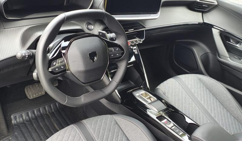 Peugeot 2008 Allure / MHEV / E-DSC6 complet