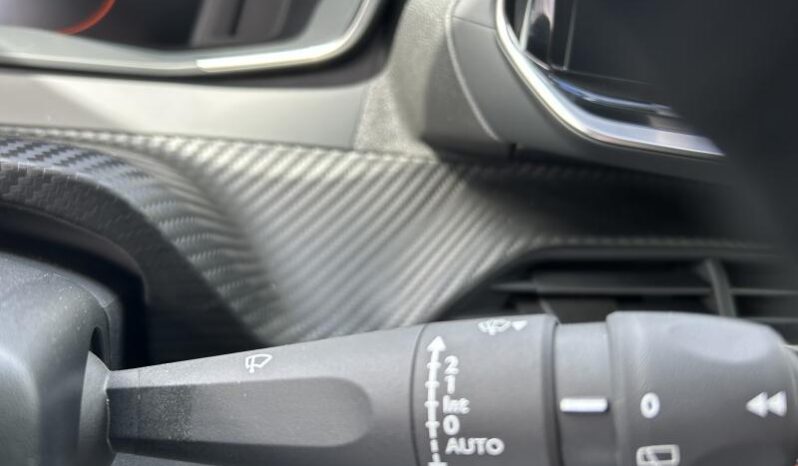 Peugeot 208 Allure Hybrid complet