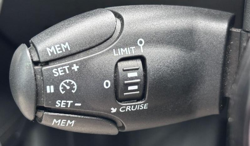 Peugeot 3008 Allure / EAT6 / Toit ouvrant complet