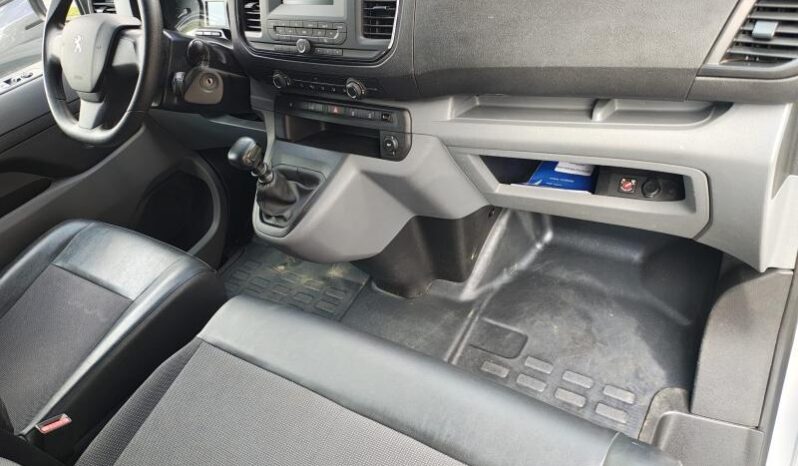 Peugeot Expert Standard Premium / 2.0 BlueHDI complet