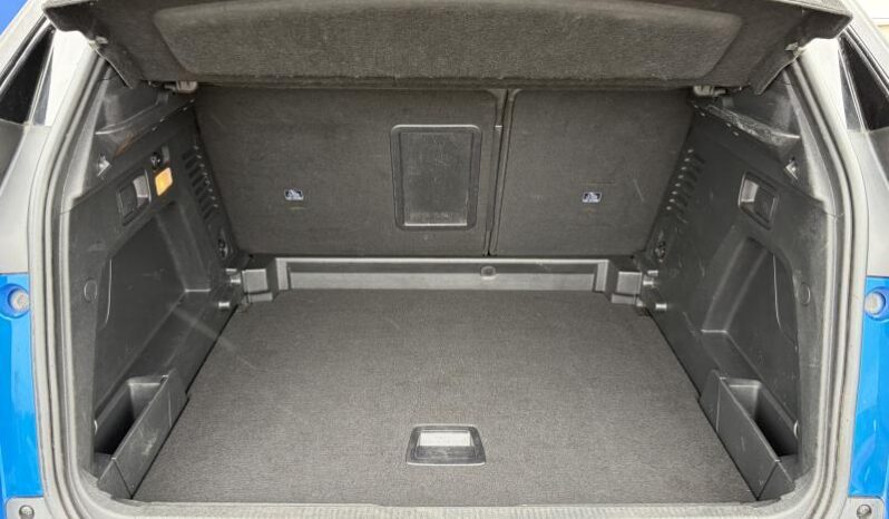 Peugeot 3008 GT / Black Pack / EAT8 complet