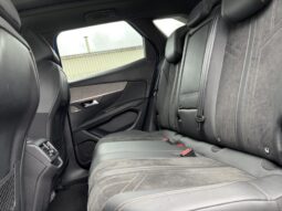 Peugeot 3008 GT / Black Pack / EAT8 complet