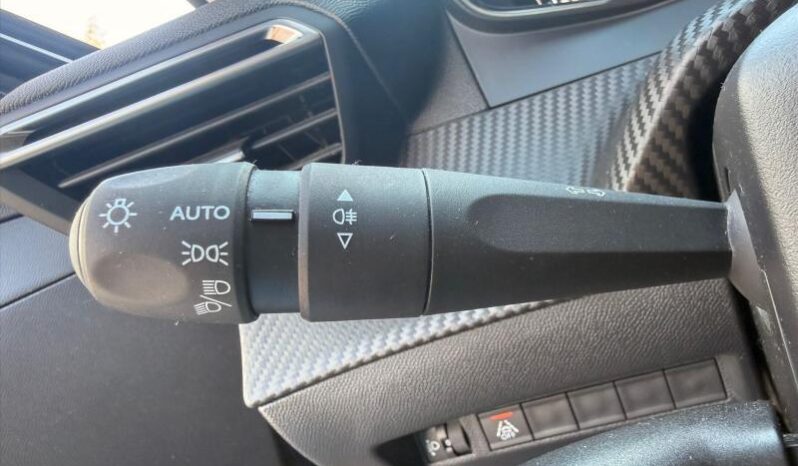 Peugeot 208 Style / GPS / Carplay complet