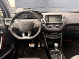 Peugeot 2008 GT Line / EAT6 / Pano complet