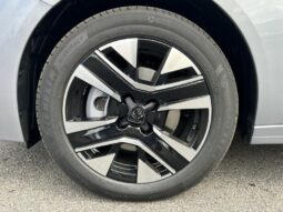 Peugeot 208 Allure Hybrid complet