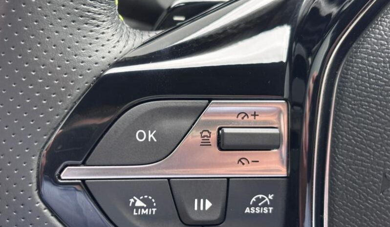 Peugeot 308 GT / EAT8 / Toit ouvrant complet