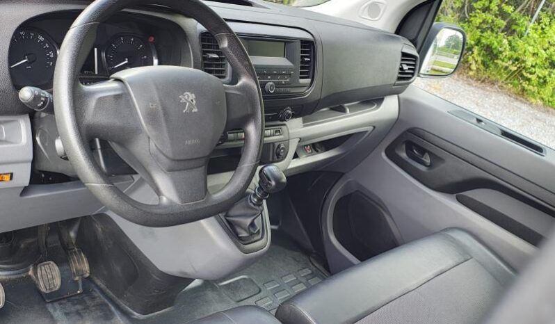 Peugeot Expert Standard Premium / 2.0 BlueHDI complet
