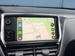 Peugeot 2008 GT Line / EAT6 / Pano complet