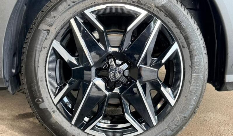 Peugeot 3008 GT / Toit ouvrant / MHEV complet