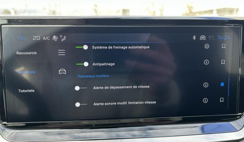 Peugeot 208 Allure Hybrid complet