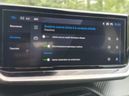Peugeot 2008 Allure / MHEV / E-DSC6 complet