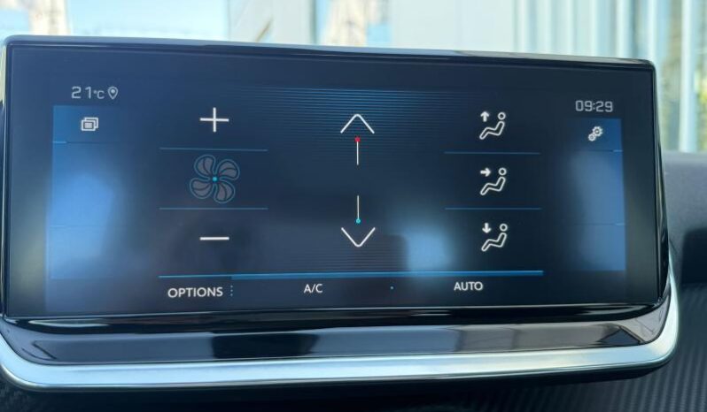 Peugeot 208 Allure / GPS / Carplay complet
