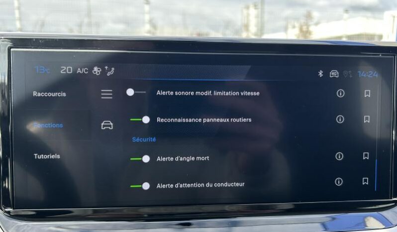 Peugeot 208 Allure Hybrid complet
