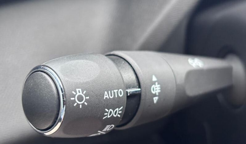 Peugeot 308 GT / EAT8 / Toit ouvrant complet