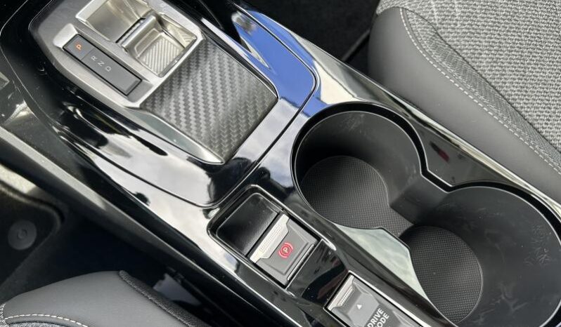 Peugeot 208 Allure Hybrid complet