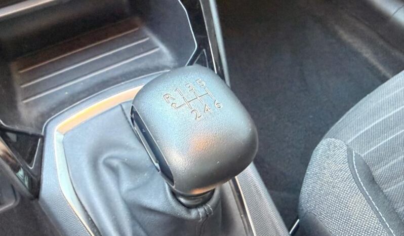 Peugeot 208 Style / GPS / Carplay complet