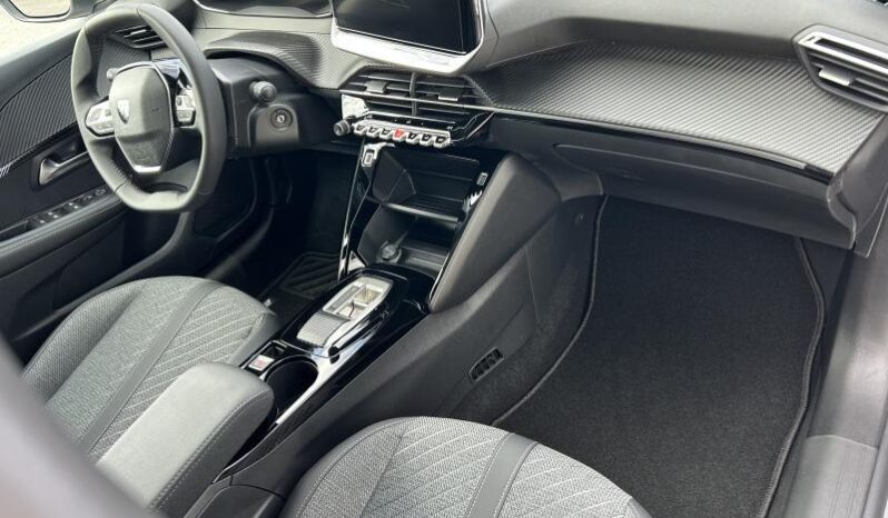 Peugeot 208 Allure Hybrid complet