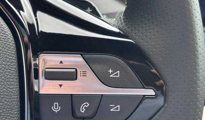 Peugeot 308 GT / EAT8 / Toit ouvrant complet