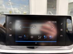 Peugeot 208 Style / Carplay complet