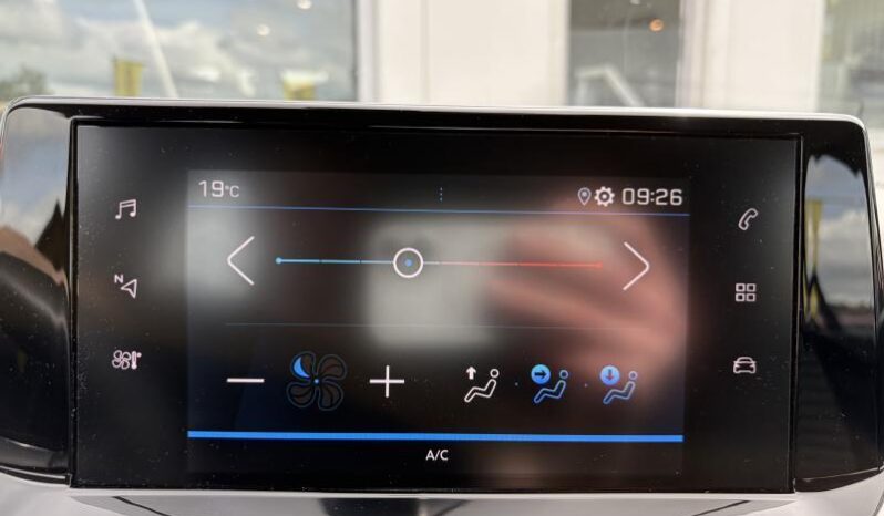 Peugeot 208 Style / Carplay complet