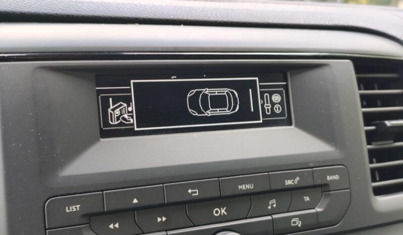 Peugeot Expert Standard Premium / 2.0 BlueHDI complet