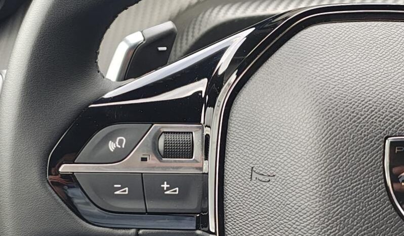 Peugeot 2008 Allure / MHEV / E-DSC6 complet