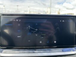 Peugeot 208 Allure Hybrid complet