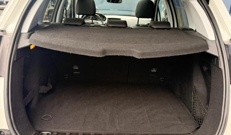 Peugeot 2008 GT Line / EAT6 / Pano complet