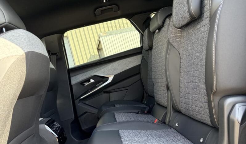 Peugeot 5008 Allure / Hybrid / E-DSC6 complet