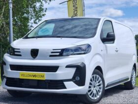 Peugeot Expert Taille M / Dispo 08/2026