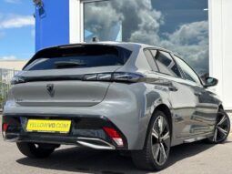 Peugeot 308 GT / EAT8 / Carplay complet