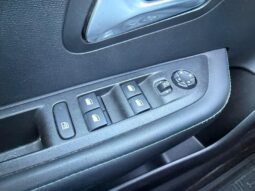 Peugeot 208 Allure / Caméra / GPS complet