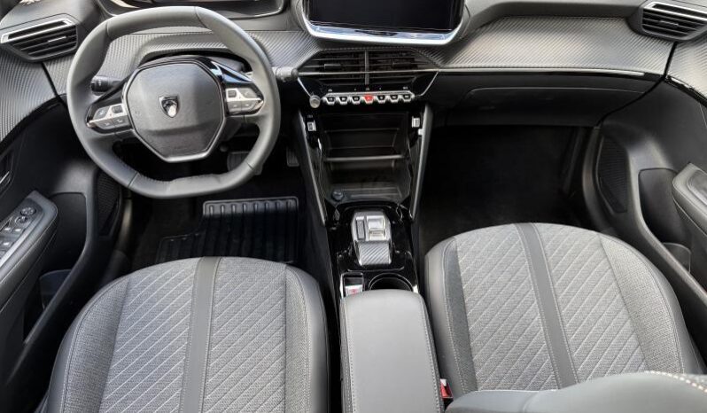 Peugeot 208 Allure Hybrid complet