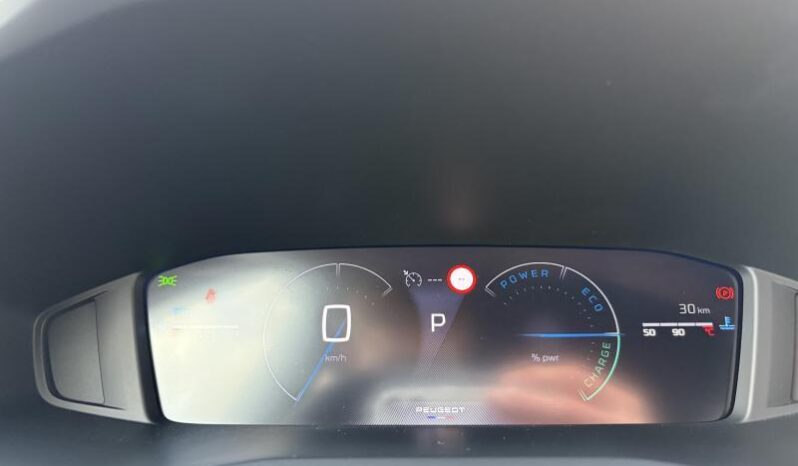 Peugeot 208 Allure Hybrid complet