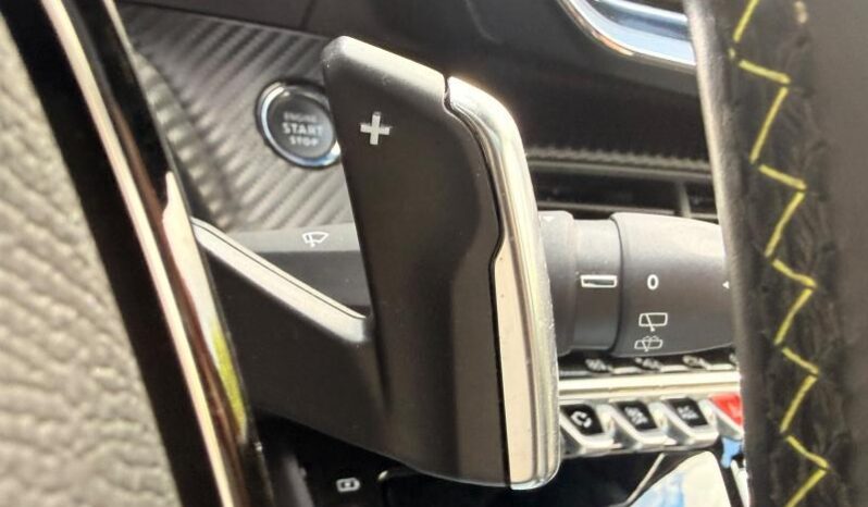Peugeot 2008 GT / EAT8 / 1.5 BlueHDi / Pano complet