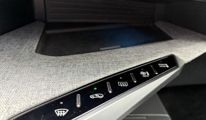 Peugeot 5008 GT complet