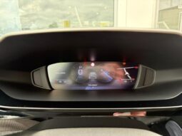 Peugeot 408 Allure / Jantes 17 / EAT8 complet