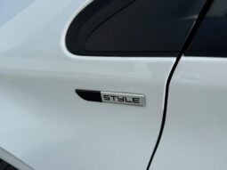 Peugeot 208 Style / 82ch complet