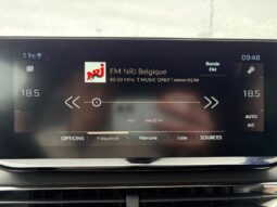 Peugeot 3008 GT / EAT8 / Toit ouvrant complet
